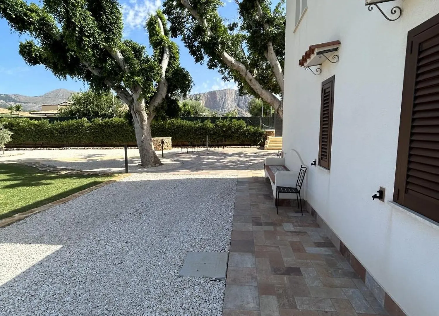 דירה קאריני Villa Albamonte איטליה
